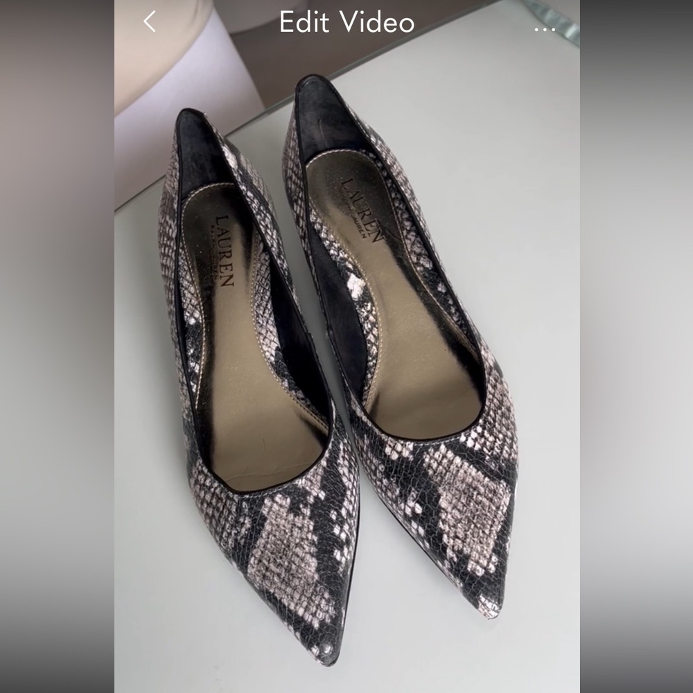 Lauren by Ralph Lauren, Python-Embossed real leather pumps, size 9B snake print
